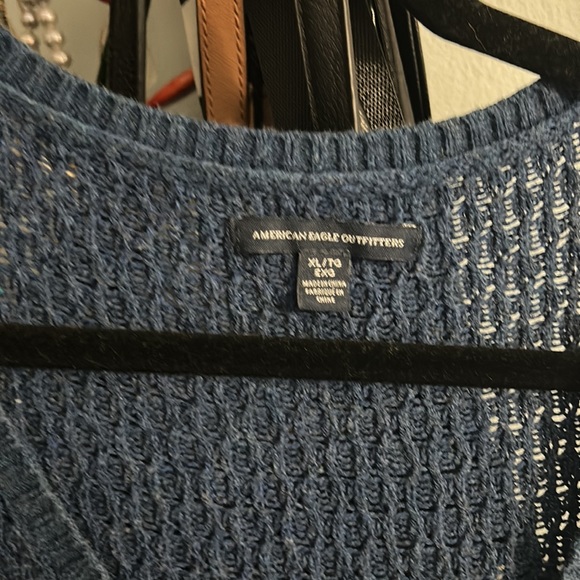 AE Blue Sweater - Picture 2 of 3